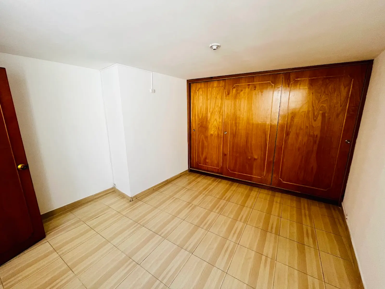 Cl. 63b #71a-35, Bogotá, Colombia 5