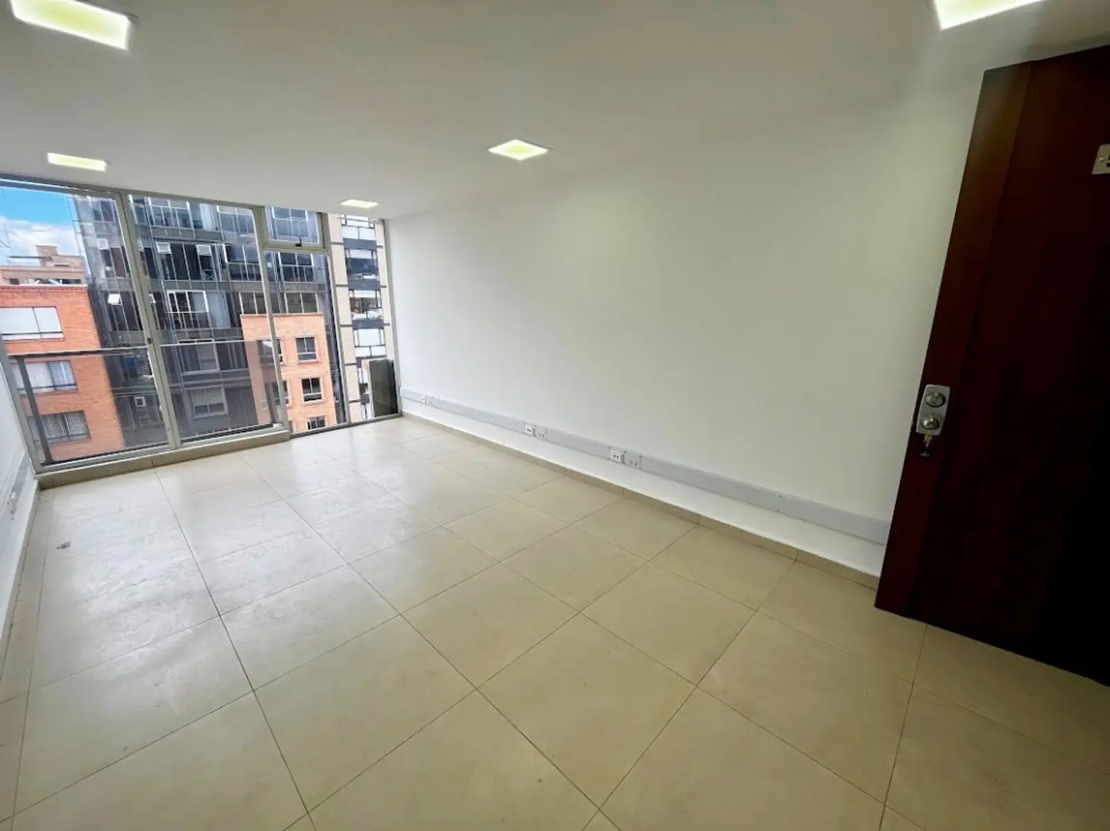 17, Cl. 108 #53, Suba, Bogotá, Colombia 3