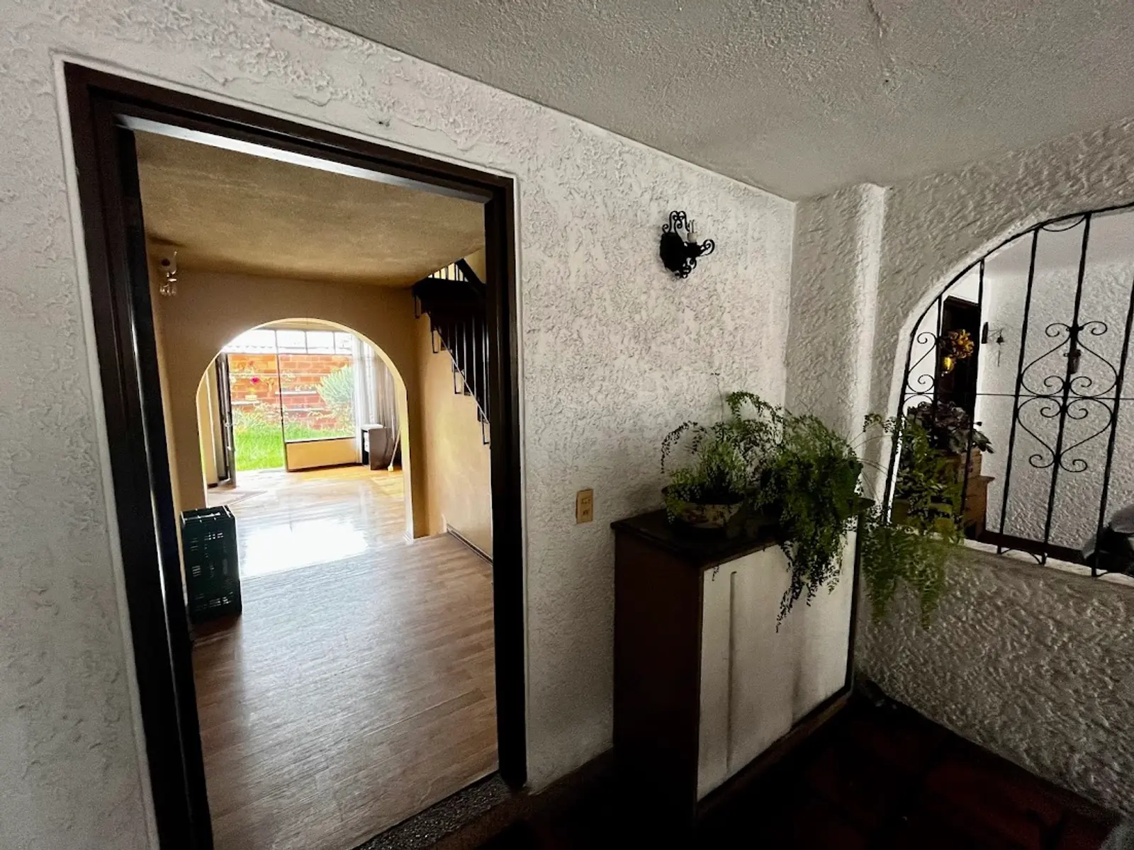 Cra. 49b, Barrios Unidos, Bogotá, Colombia 3