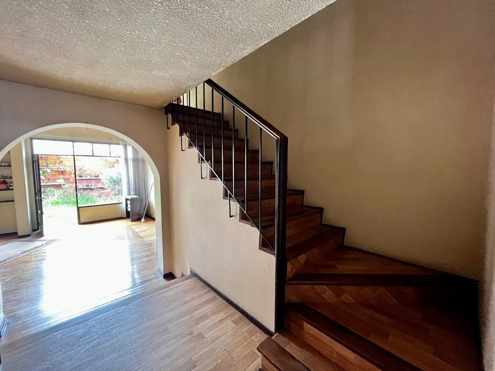 Cra. 49b, Barrios Unidos, Bogotá, Colombia 4