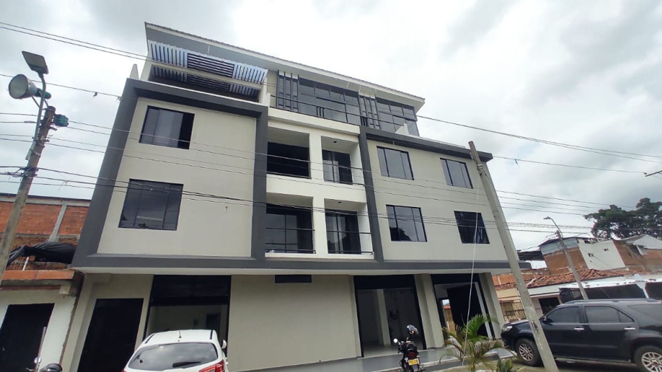 Cra. 11, Comuna 8, Cali, Valle del Cauca, Colombia