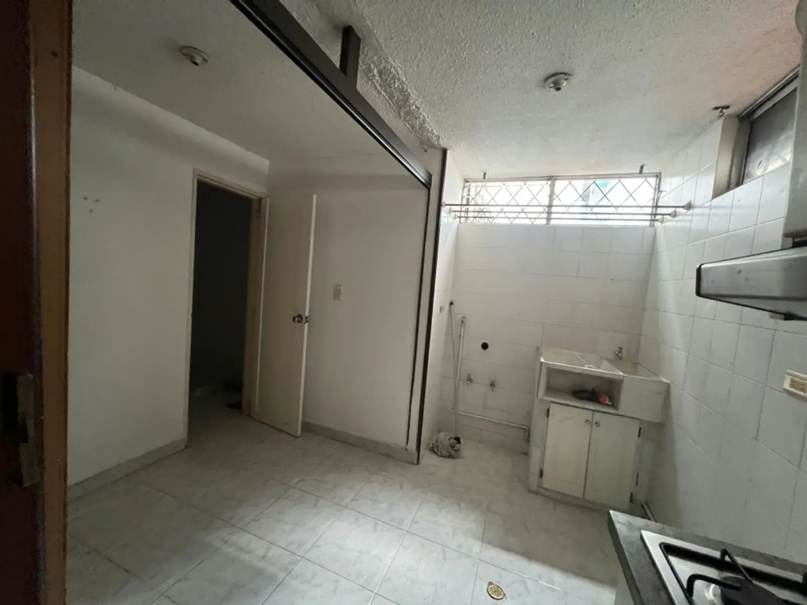 Cdad. Capri, Cali, Valle del Cauca, Colombia 4