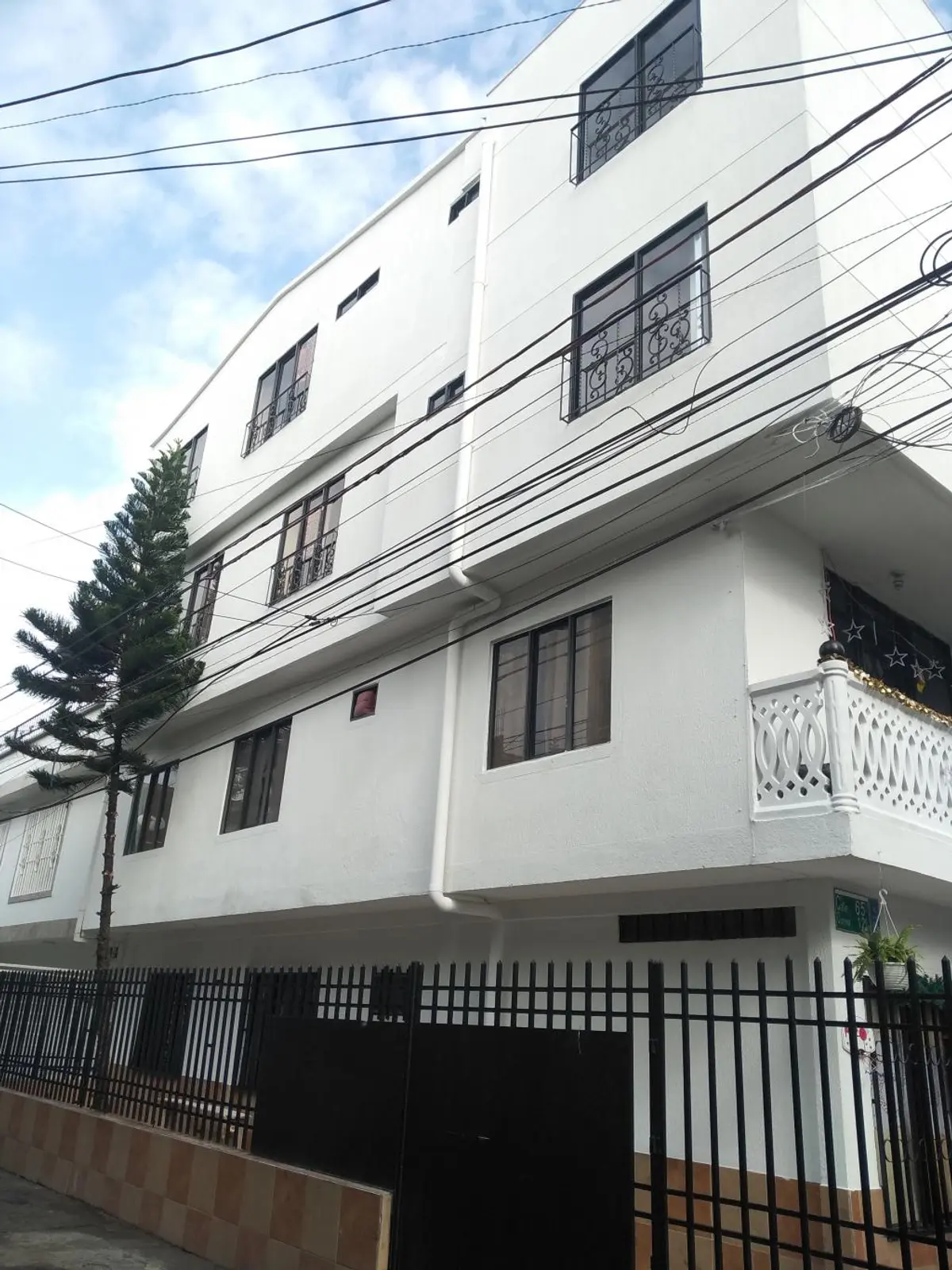 Nueva Base, Comuna 8, Cali, Valle del Cauca, Colombia