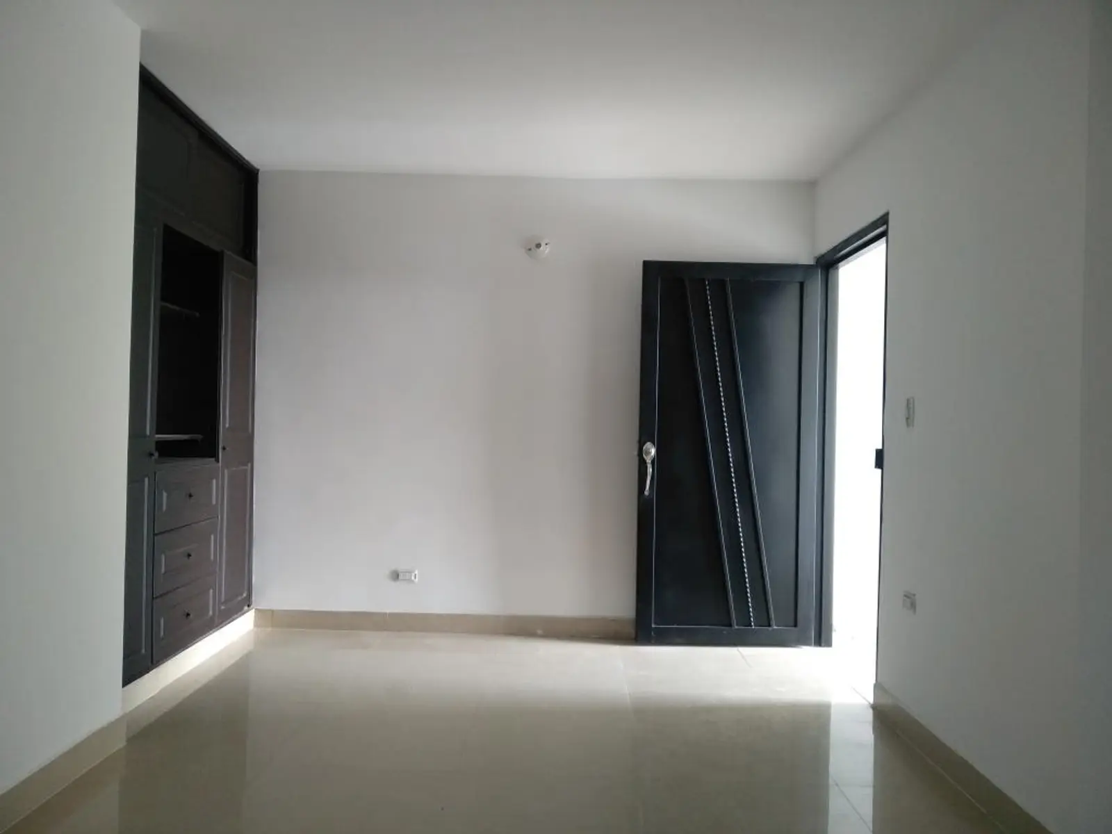 Nueva Base, Comuna 8, Cali, Valle del Cauca, Colombia 3