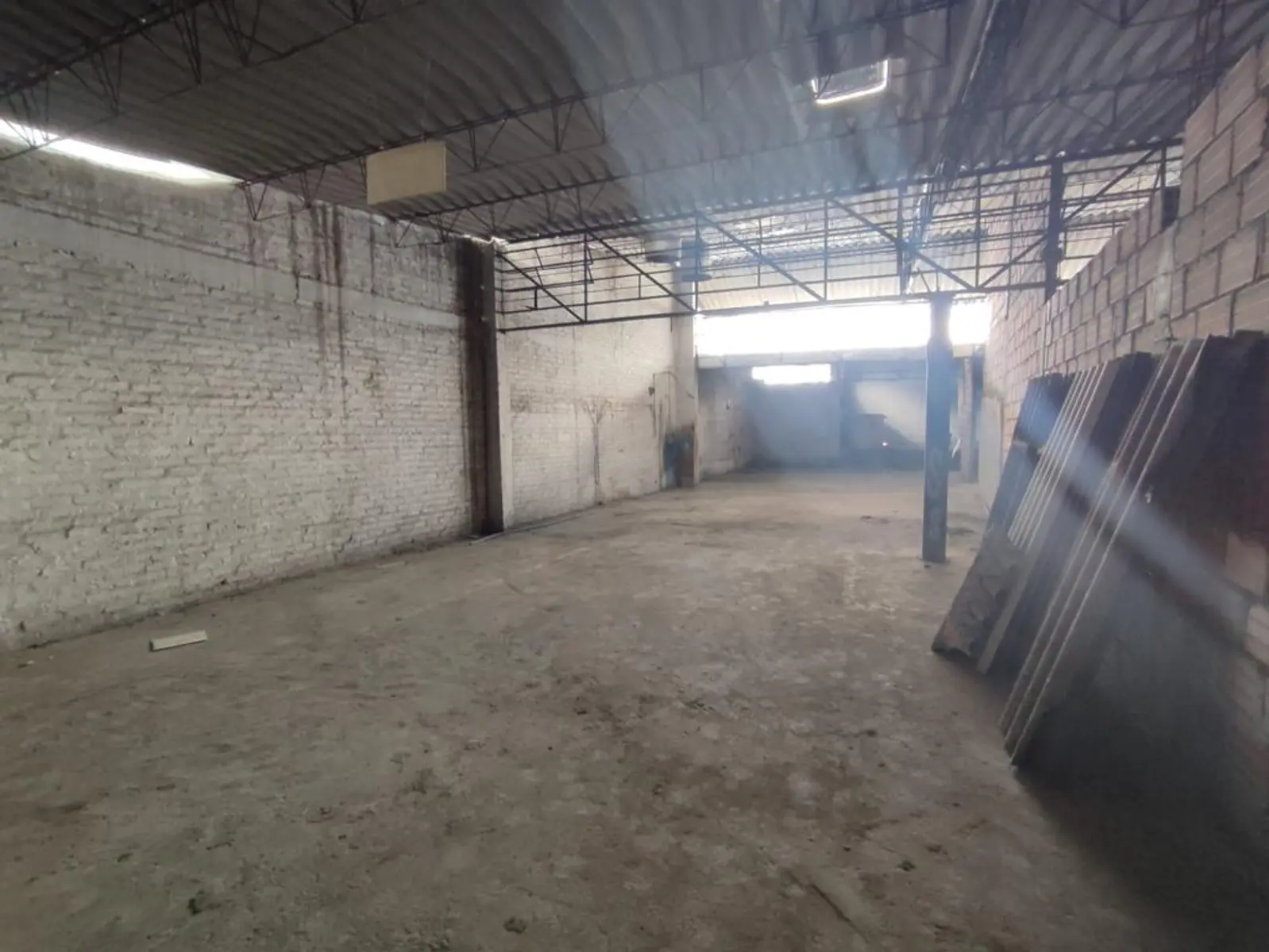 Cra. 8, Cali, Valle del Cauca, Colombia 5