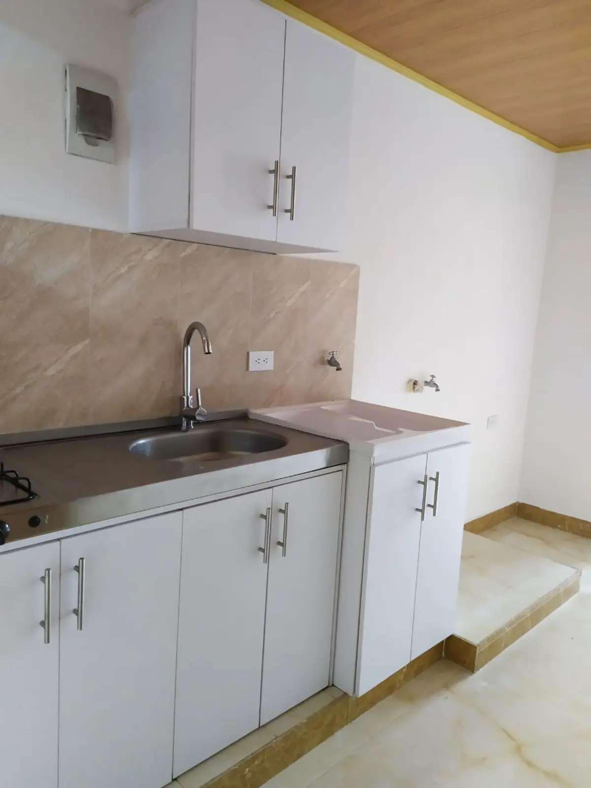 Cl. 10, Santa Anita, Cali, Valle del Cauca, Colombia 5