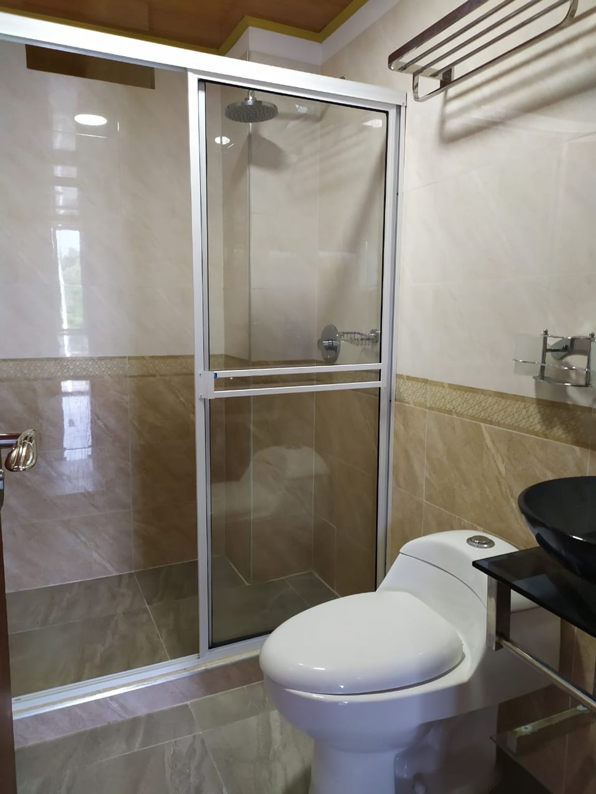 Cl. 10, Santa Anita, Cali, Valle del Cauca, Colombia 4