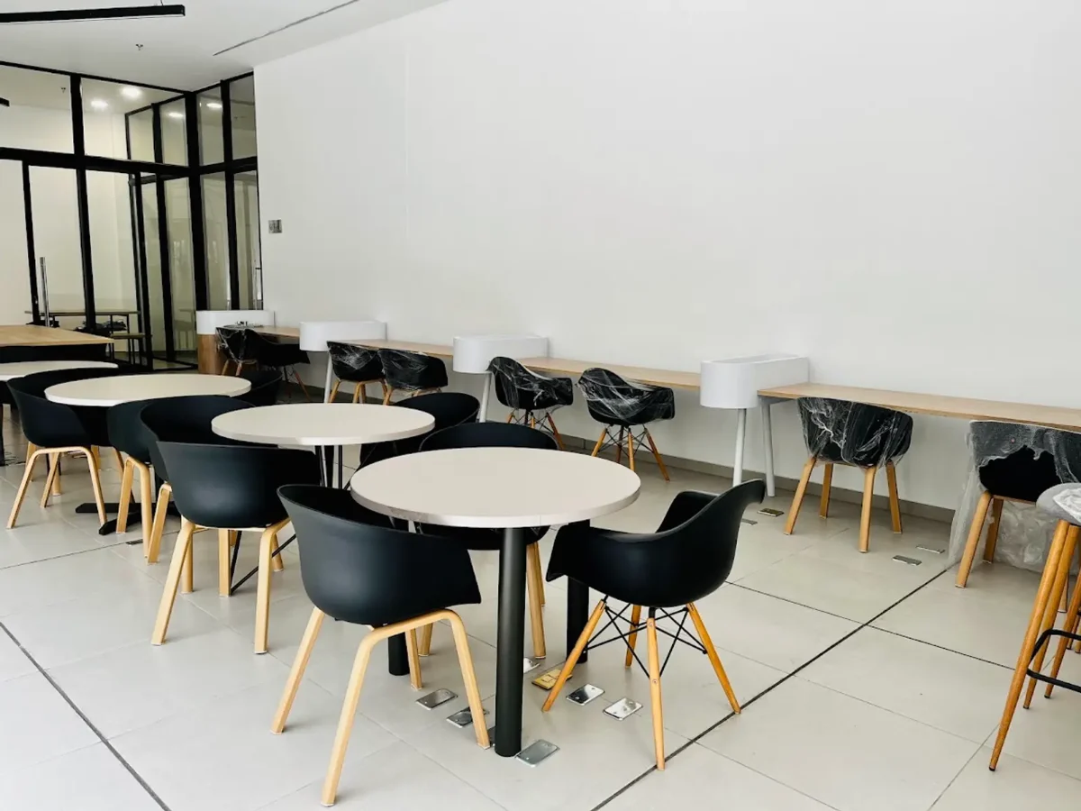 Cl. 24, Bogotá, Colombia 4