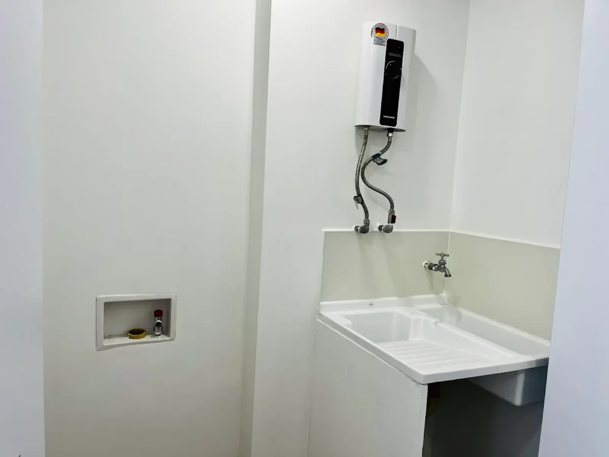 Cl. 24, Bogotá, Colombia 5