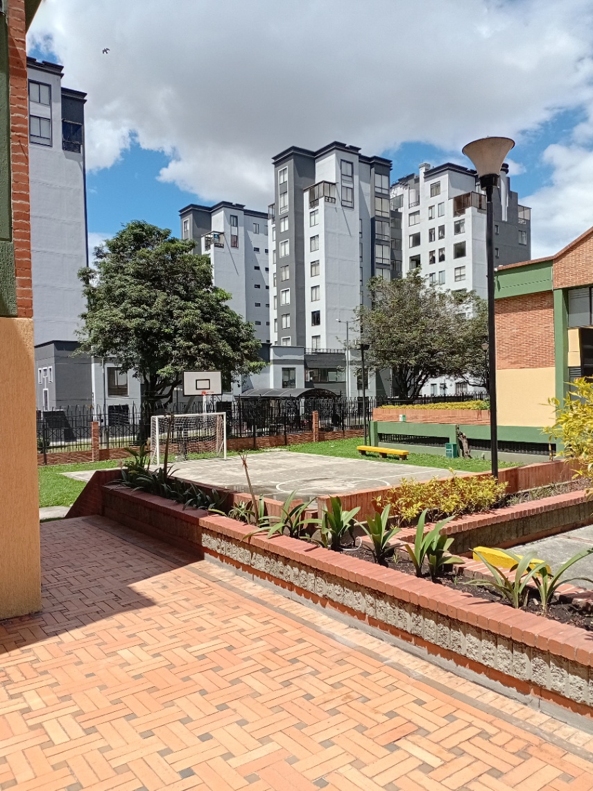 Cra. 69b #24-55, Bogotá, Colombia 3