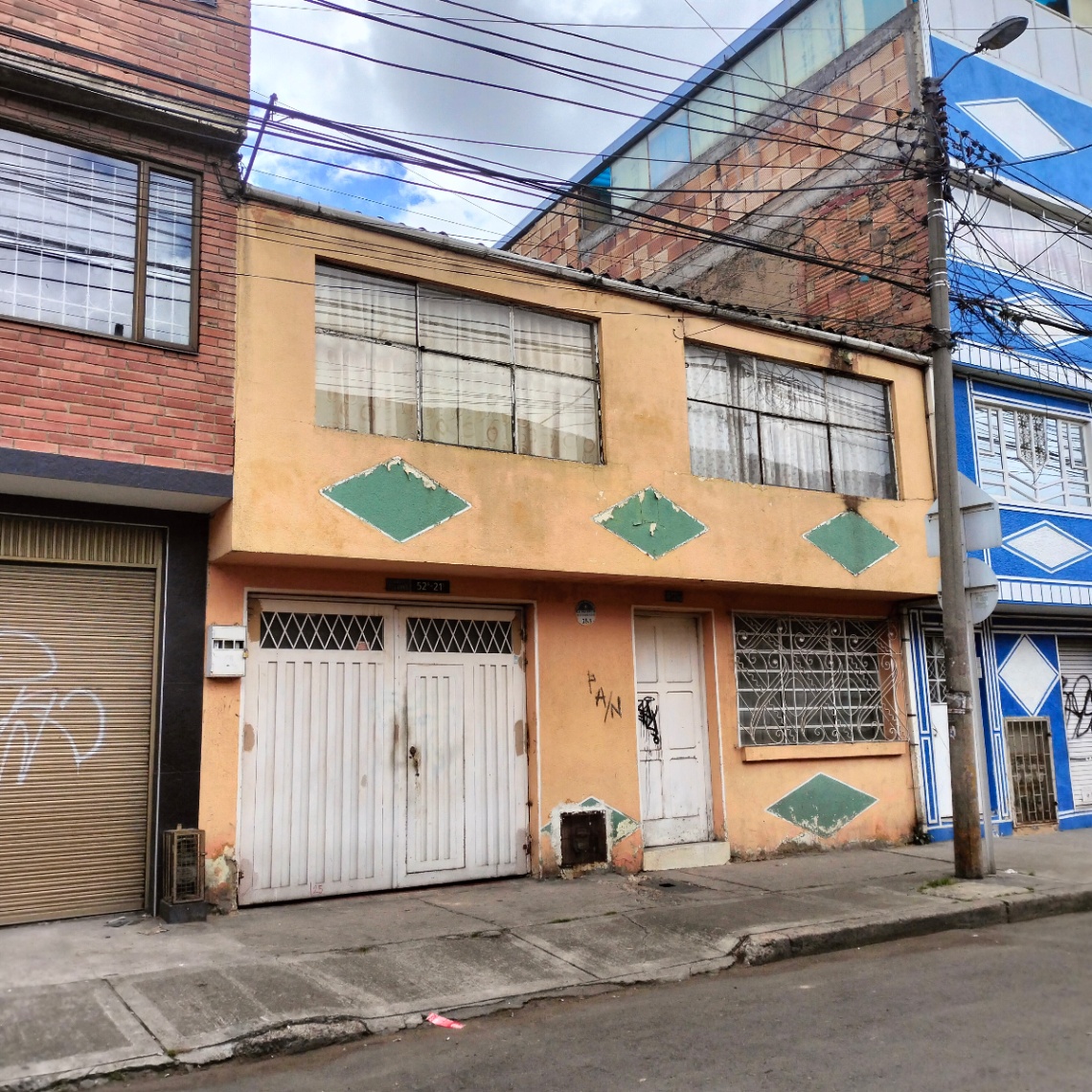 Dg. 52a Sur #52-21, Bogotá, Colombia 2