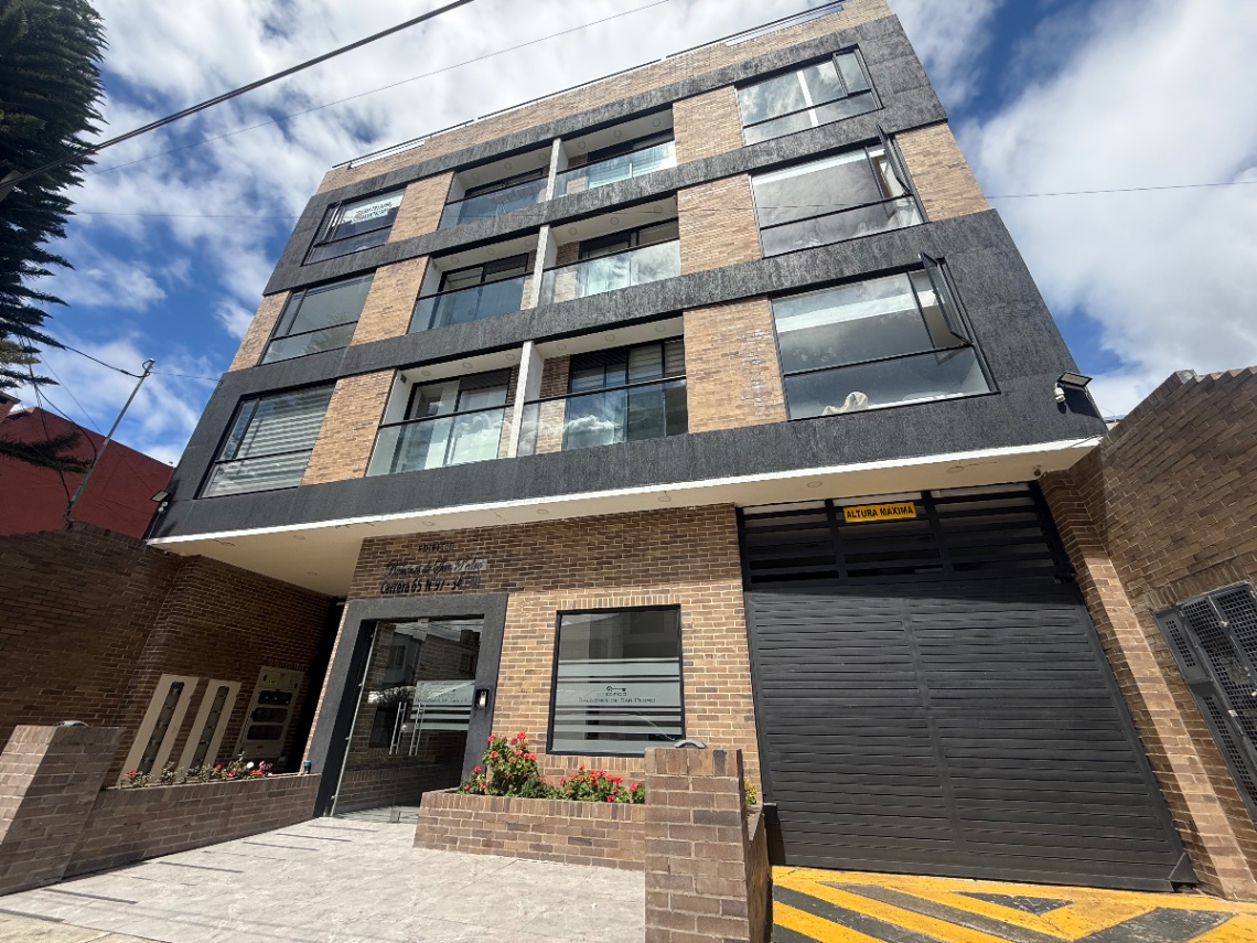 Cra. 65 #97-34, Bogotá, Colombia