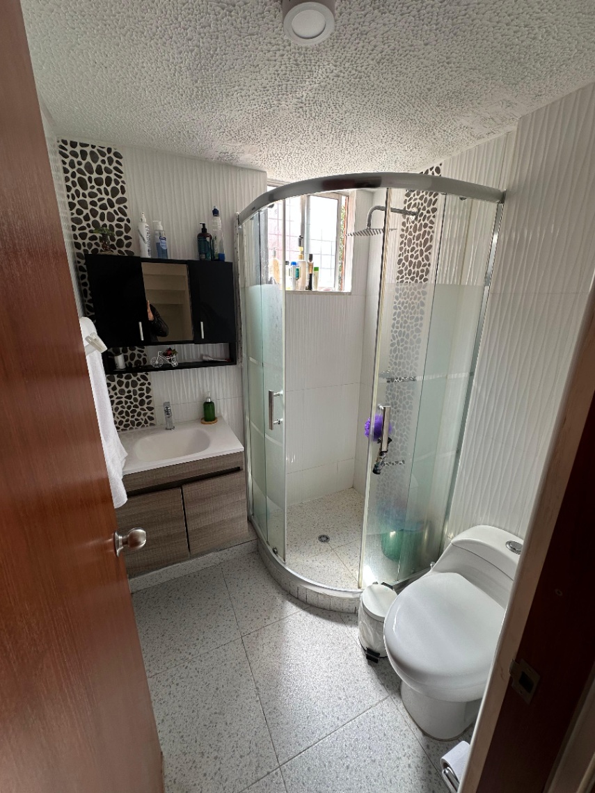 Av. Boyacá #163-1, Bogotá, Colombia 4