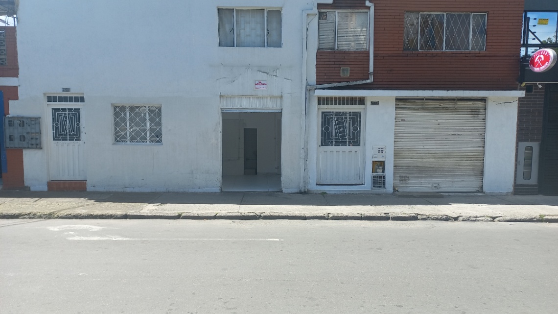 Cl. 74 #76-19, Bogotá, Colombia 3