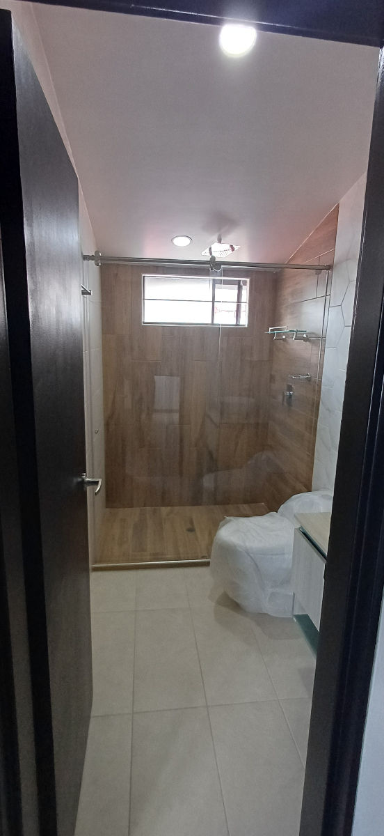 Cl. 103 #70-85, Bogotá, Colombia 3