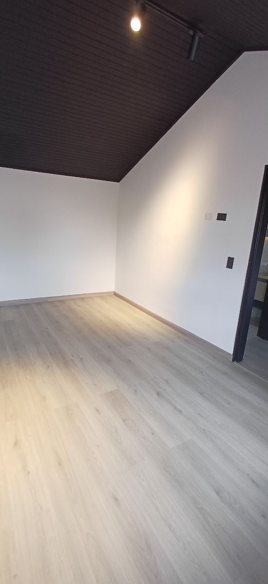 Cl. 103 #70-85, Bogotá, Colombia 5