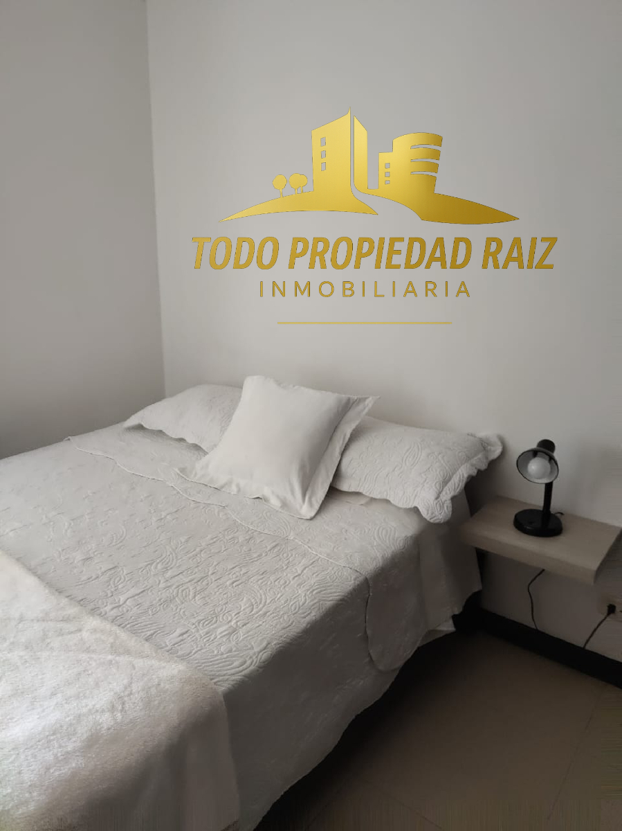 Av. El Poblado, Medellín, Antioquia, Colombia 3