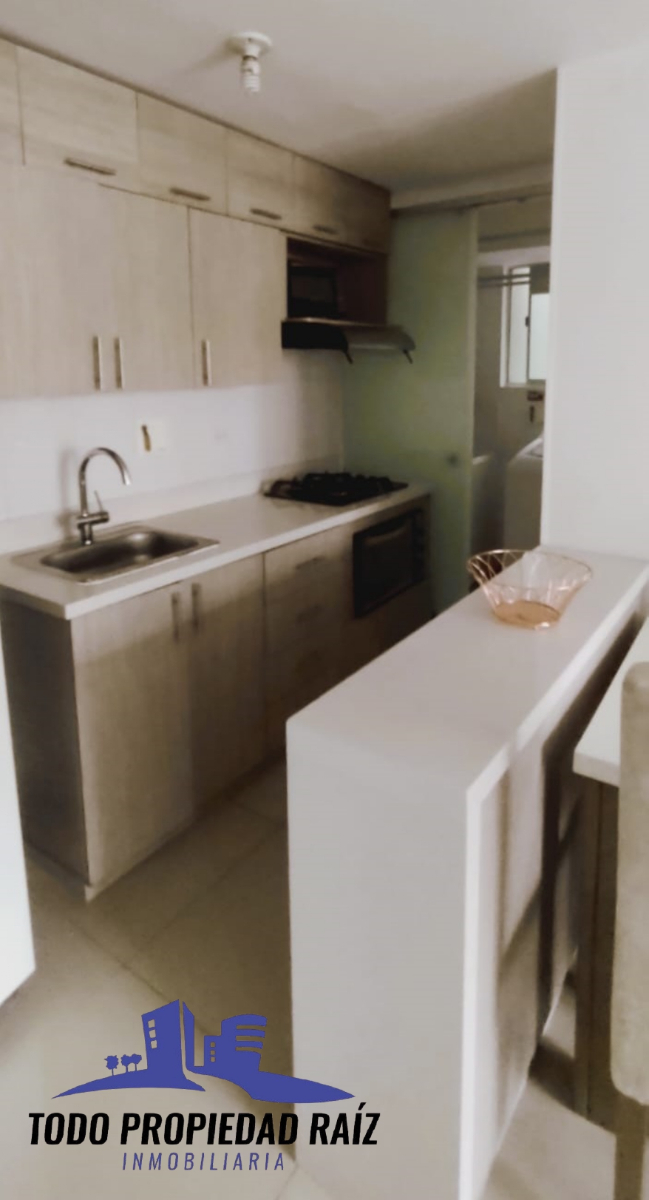 Av. El Poblado, Medellín, Antioquia, Colombia 3