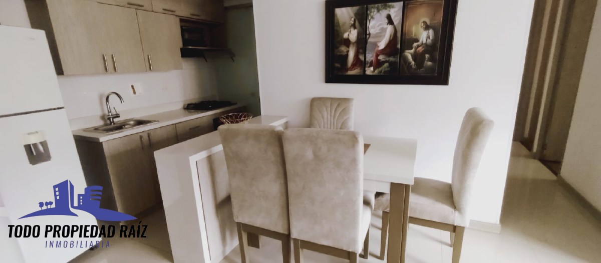 Av. El Poblado, Medellín, Antioquia, Colombia 4