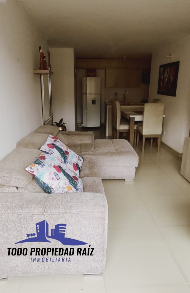 Av. El Poblado, Medellín, Antioquia, Colombia 5