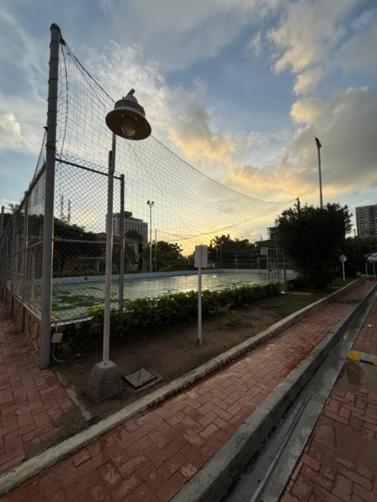 La castellana, Cra. 52 #104-13, Riomar, Barranquilla, Atlántico, Colombia 4