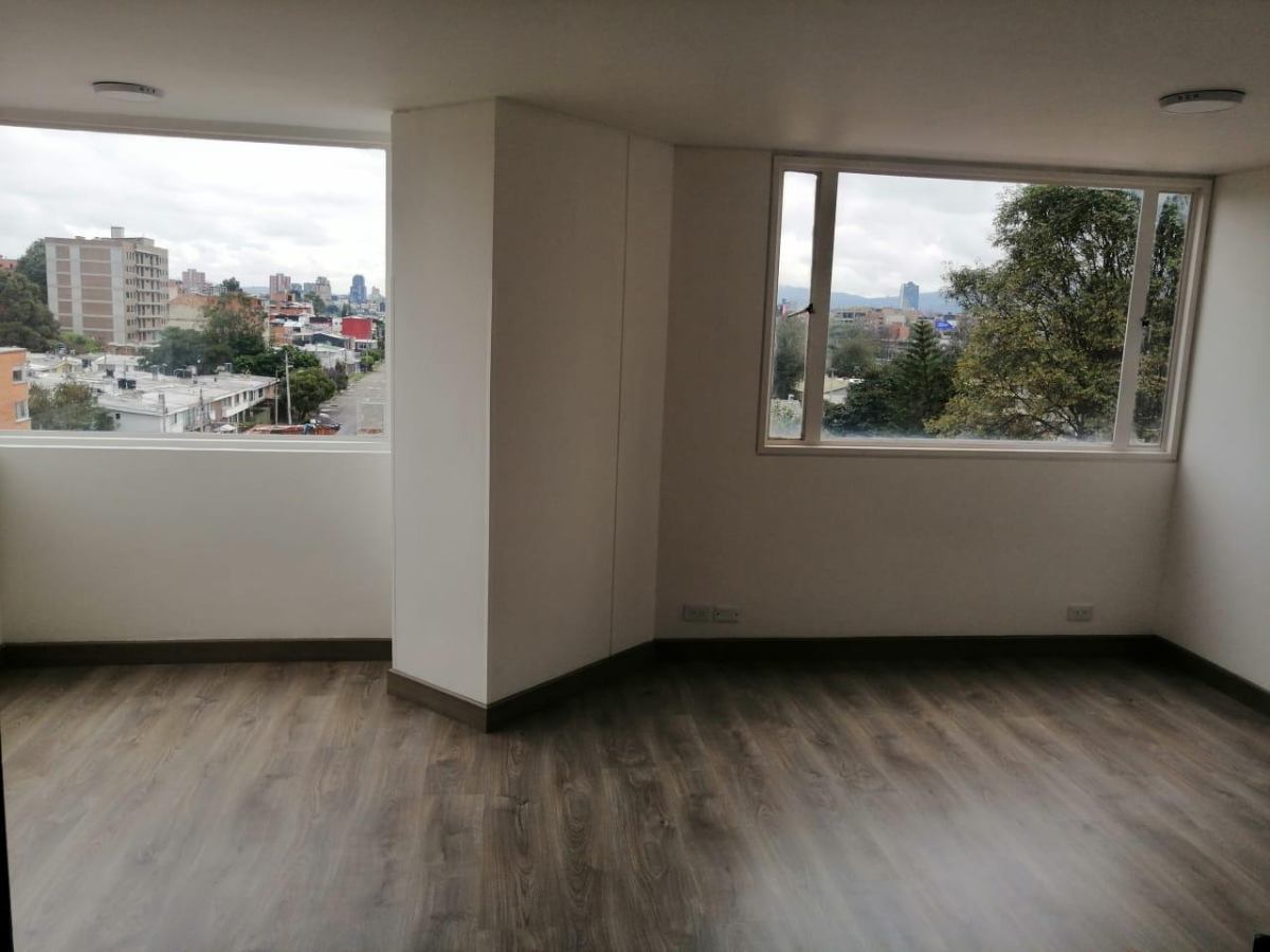 Cra. 22 #80-10, Bogotá, Colombia 4