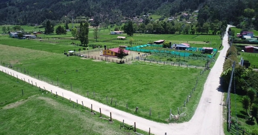 Camellón El Líbano, Tenjo, Cundinamarca, Colombia