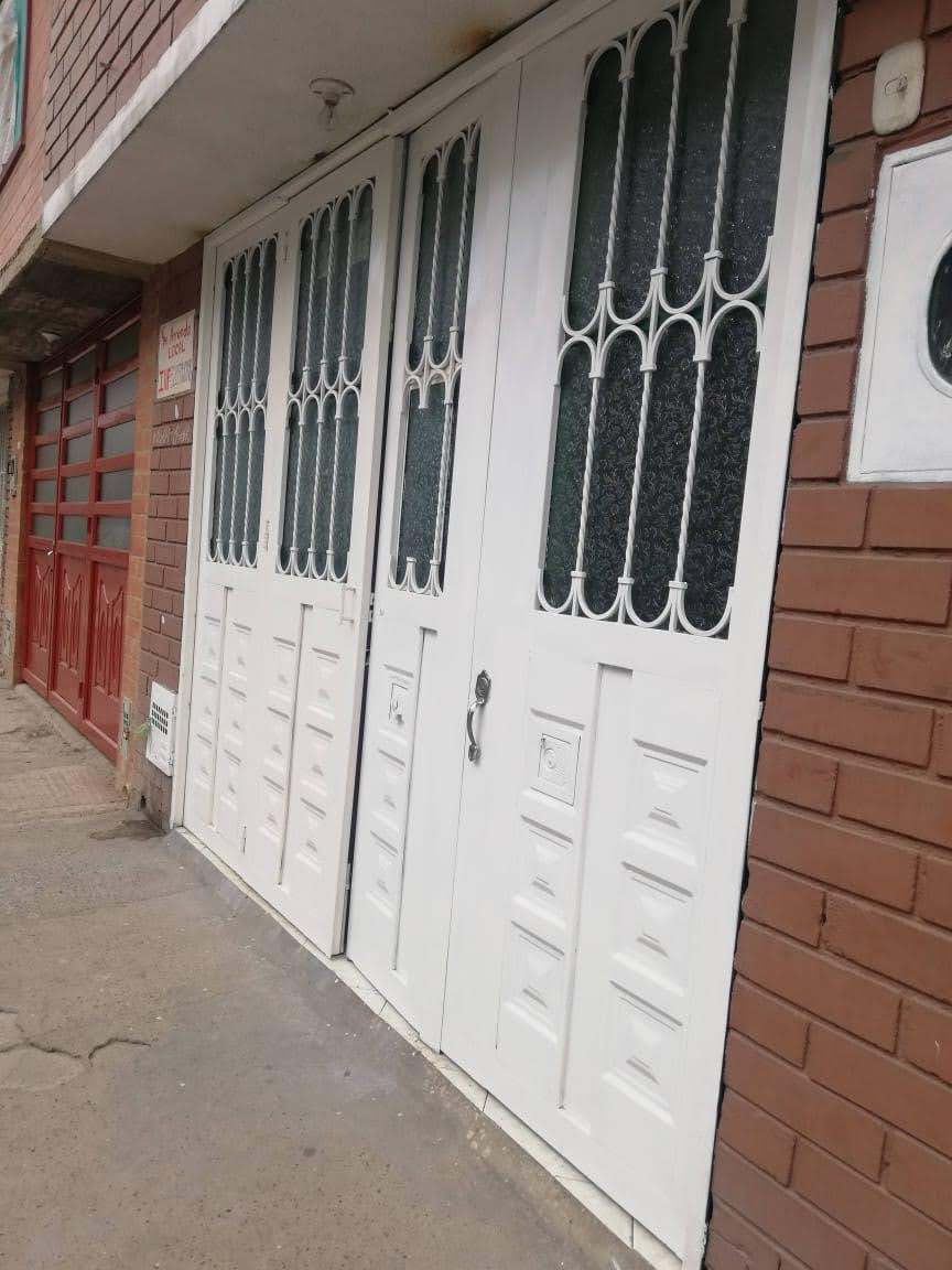 Cl. 22f # 105-4, Fontibón, Bogotá, D.C., Bogotá, Bogotá, D.C., Colombia 4