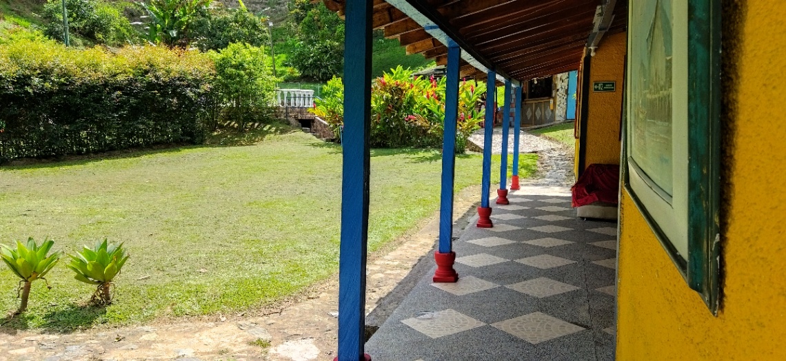 Bello - Medellin, Héctor Abad Gómez, Medellín, Castilla, Medellín, Antioquia, Colombia 4