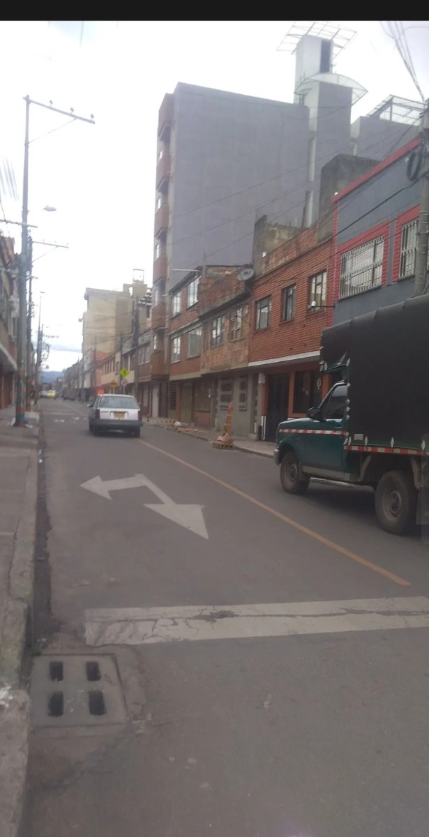 Cra. 69h # 63C-35, Engativá, Bogotá, D.C., Bogotá, Bogotá, D.C., Colombia 5