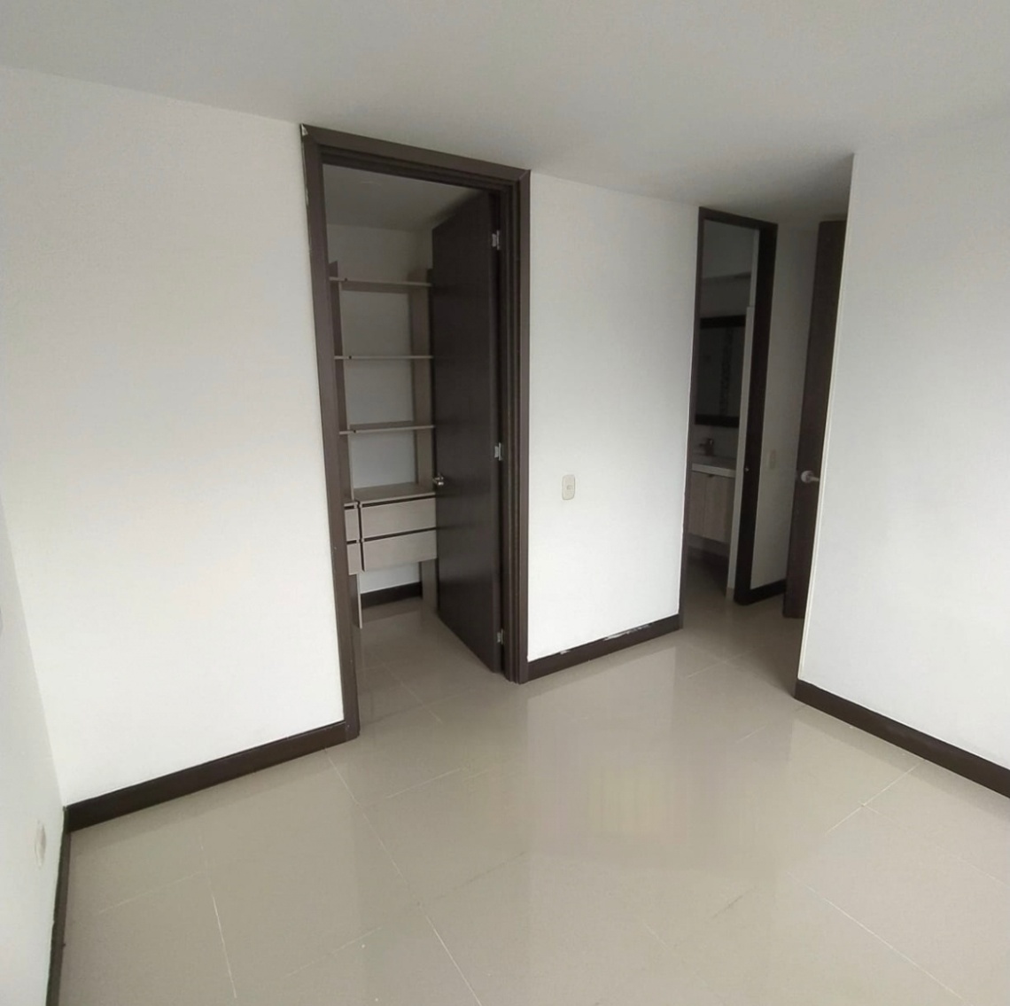 Cra 99 # 34-104, Comuna 17, Cali, Valle del Cauca, Colombia 2