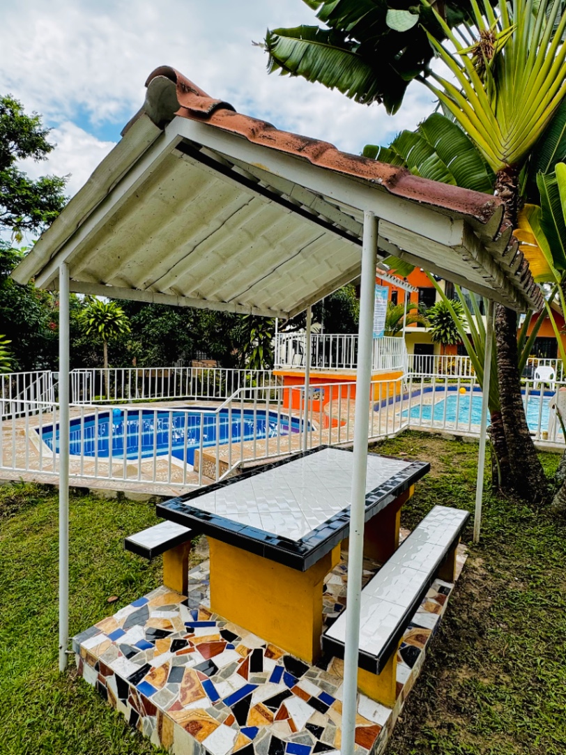 El Colegio-La Mesa, Mesitas del Colegio, Cundinamarca, Colombia 5
