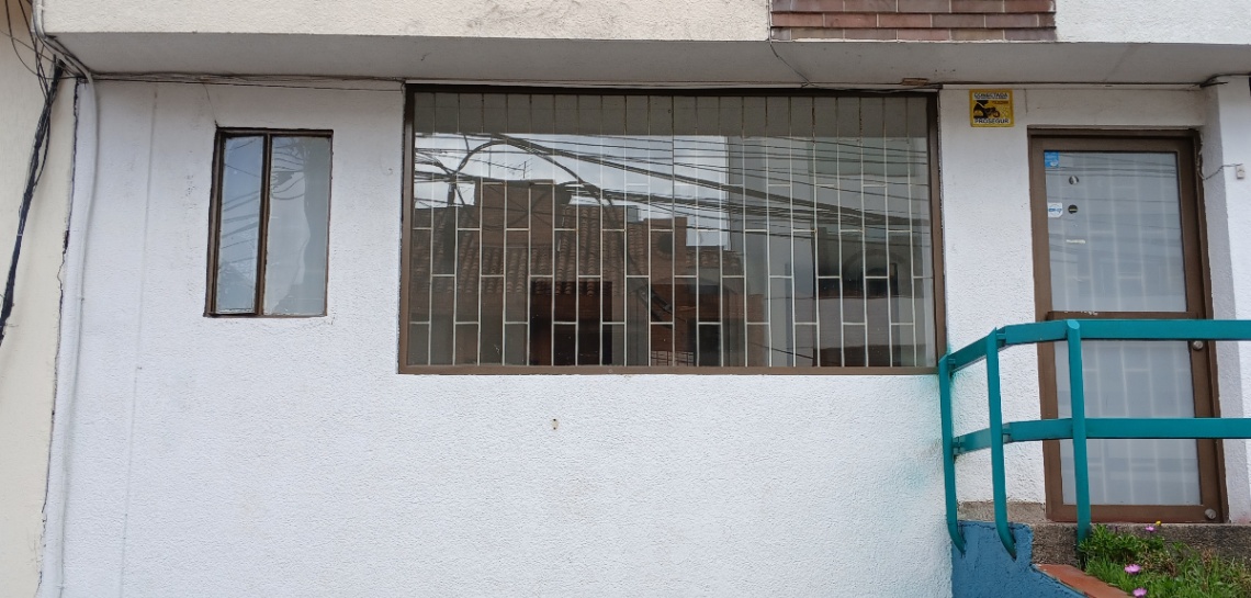 Tv. 59 #104b-87, Bogotá, Colombia