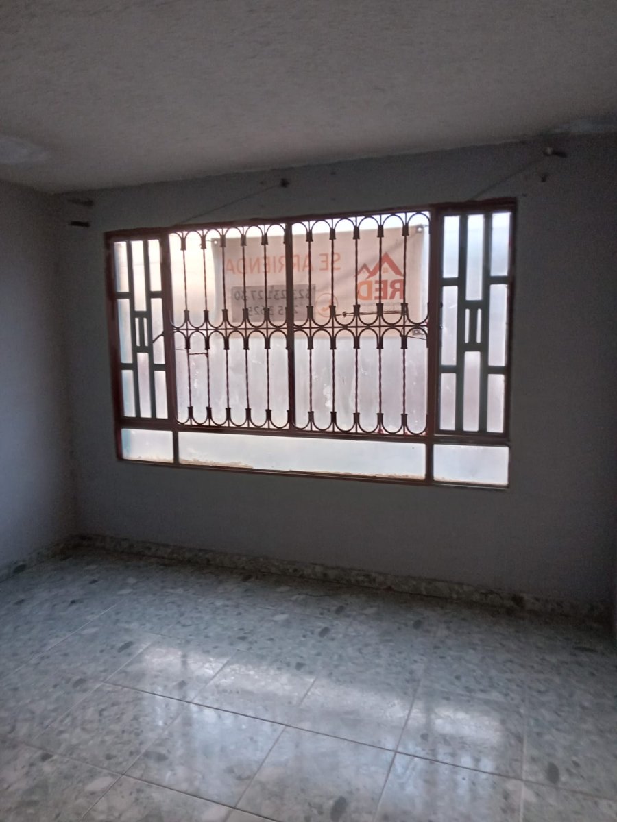 Cra. 69q, Bogotá, Colombia 3