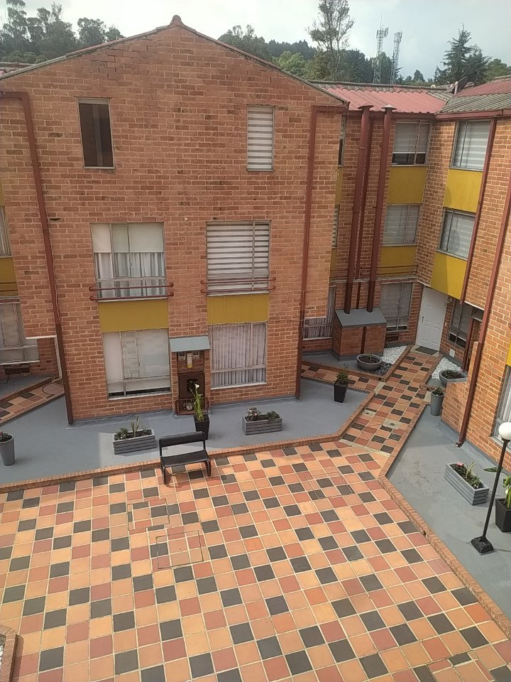 Cra. 74 #163-80, Suba, Bogotá, Colombia