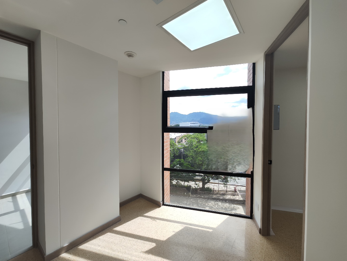 Av. 33 #43 - 85, Medellín, Belén, Medellín, Antioquia, Colombia 3