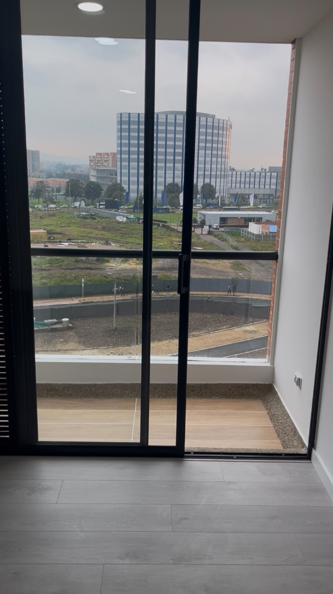 Cl. 170, Bogotá, Colombia 5