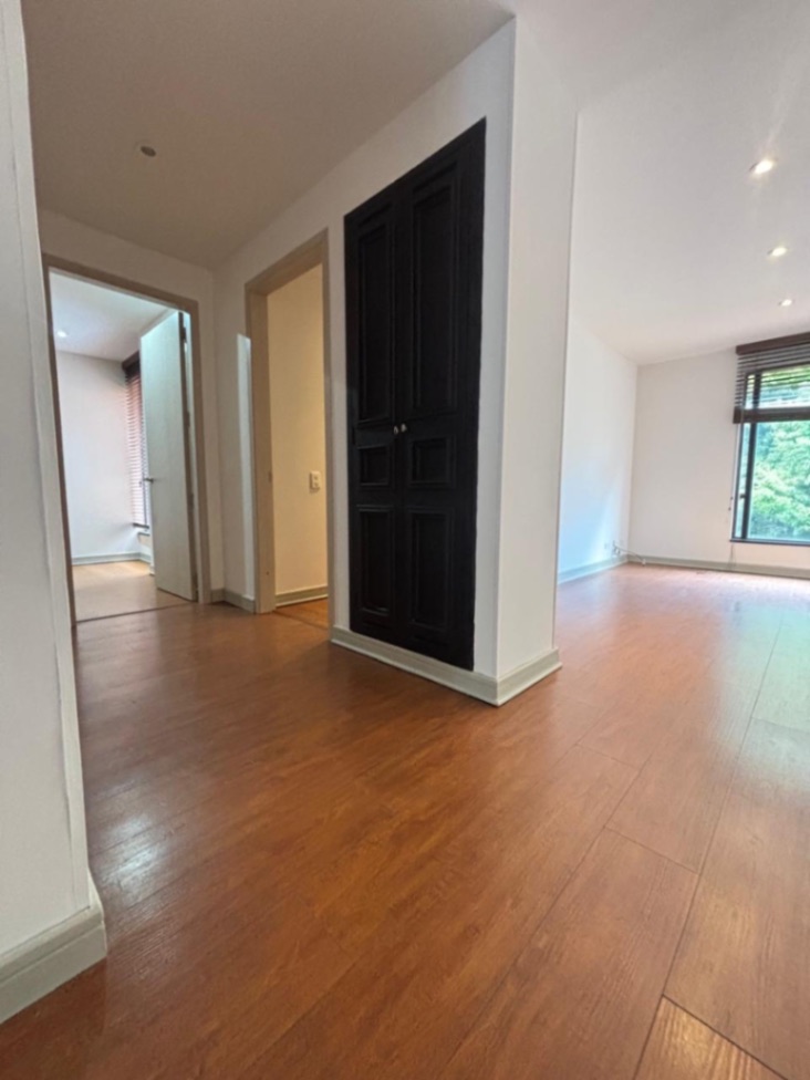 Cra. 4 #70-1, Bogotá, Colombia 3