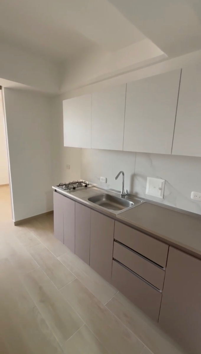 Ave Cra 30 #13, Bogotá, Colombia 4