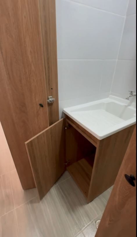 Cra. 10 #17-2, Bogotá, Colombia 4