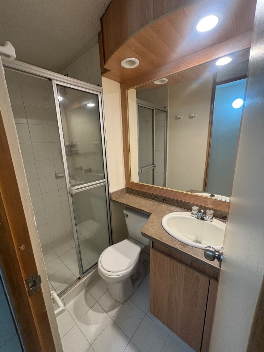 Cl. 163 #62-95, Bogotá, Colombia 5