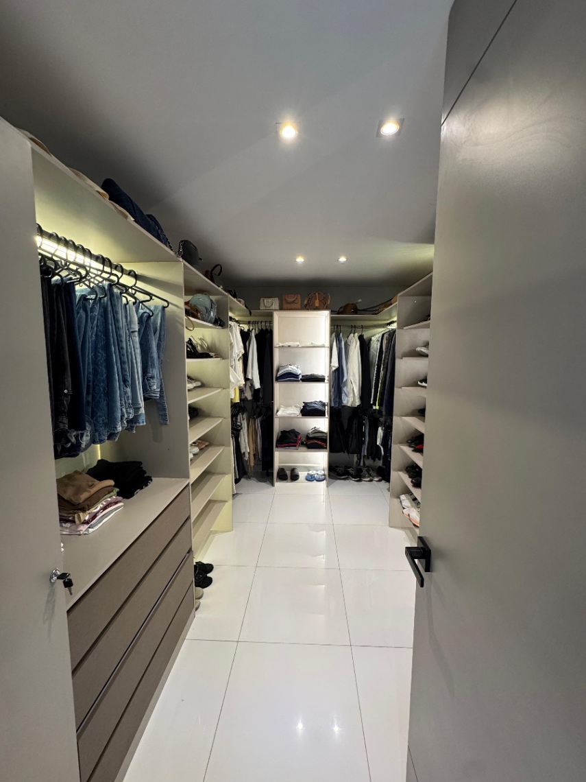 Via a Pance, Cali, Valle del Cauca, Colombia 4