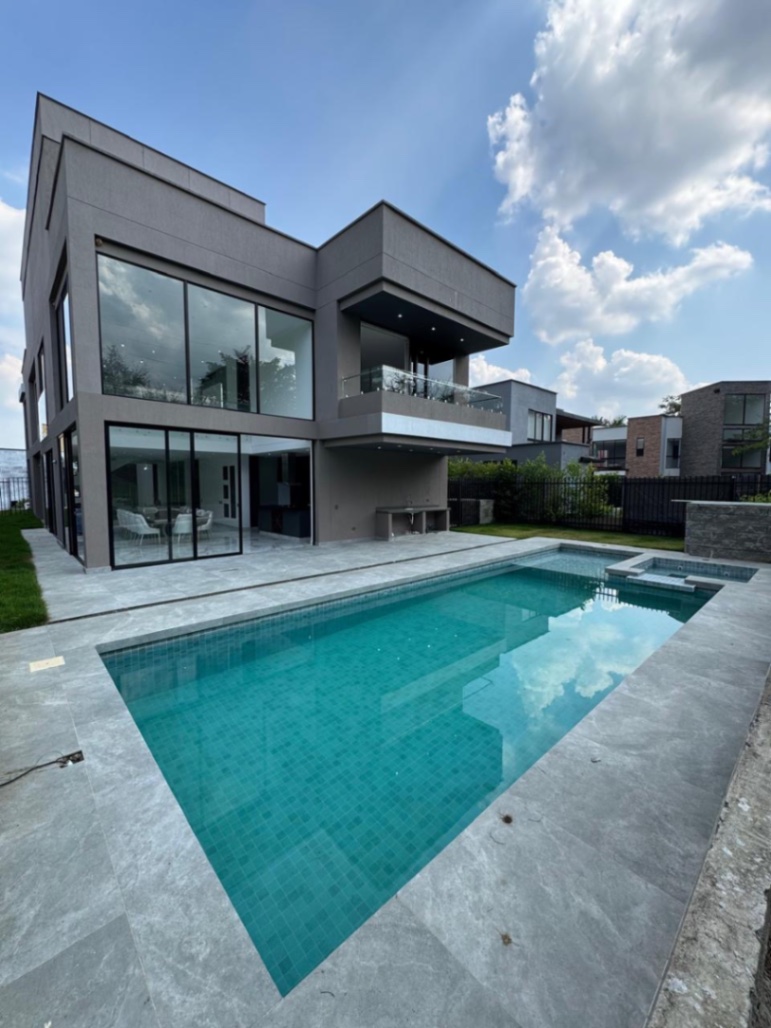 Via a Pance, Cali, Valle del Cauca, Colombia