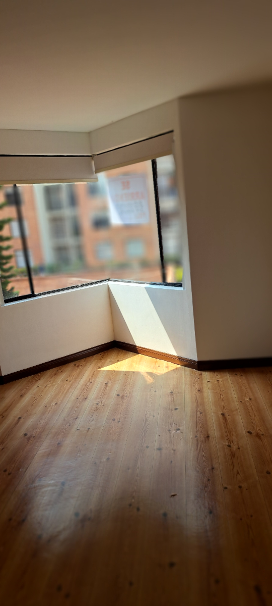 Cra. 68b #22a-71, Bogotá, Colombia 5