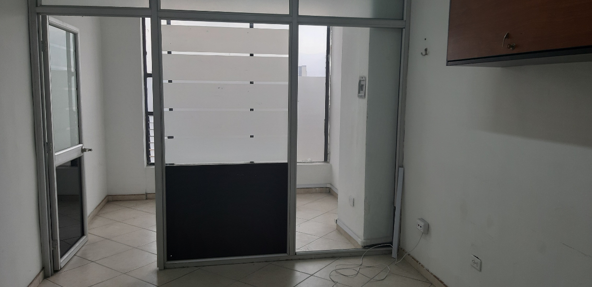 Cra. 28 # 11 - 67, Bogotá, Colombia 4