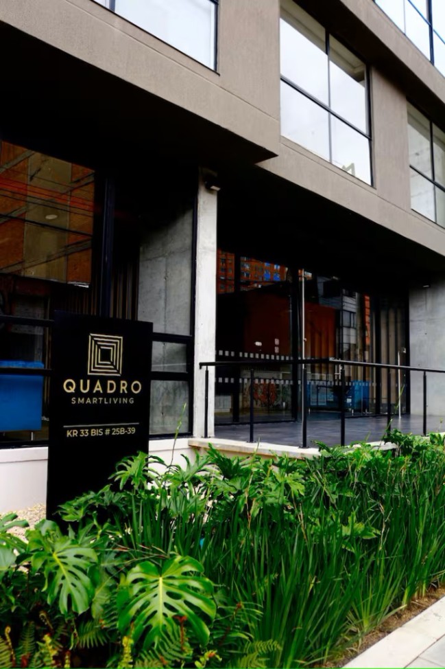 Cra. 33 Bis #25B-43, Bogotá, Colombia 2