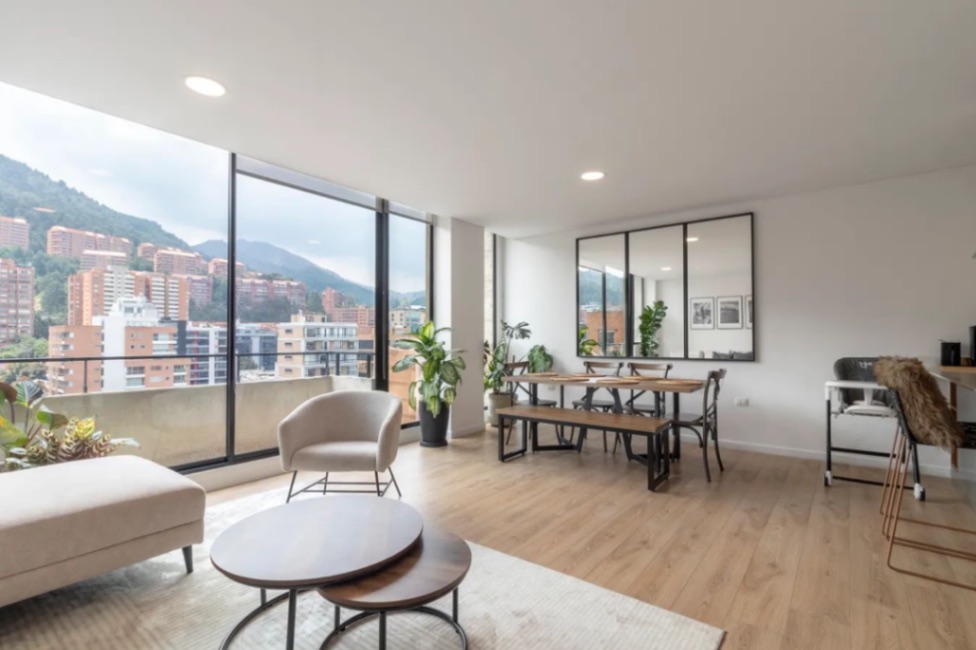 Ac 127, Bogotá, Colombia