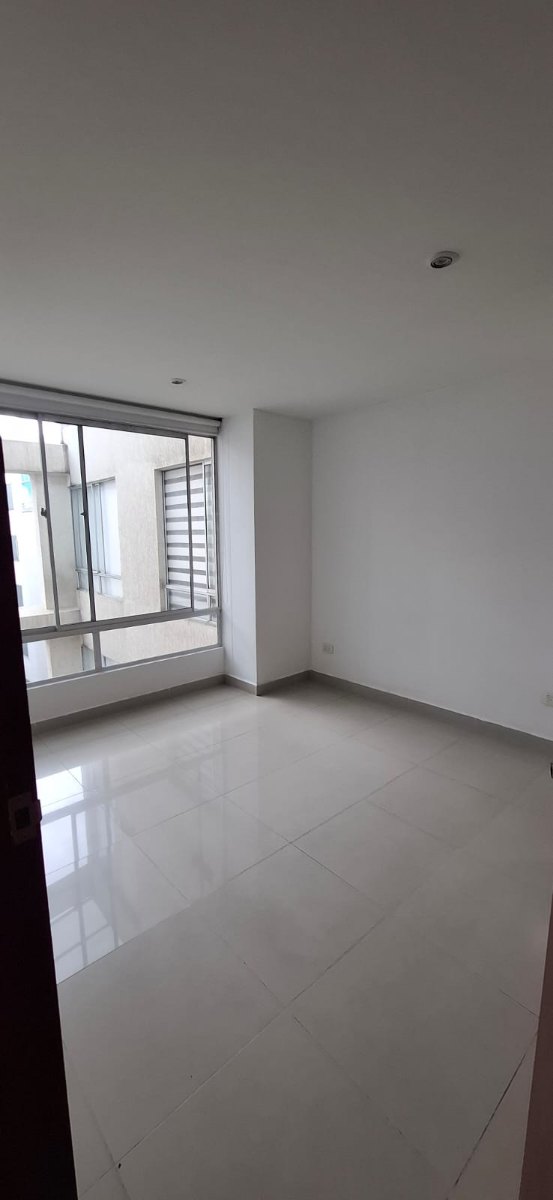 Cl. 103A #11b-44, Bogotá, Colombia 4