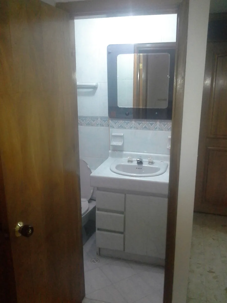 Tv. 27 #53b-4, Bogotá, Colombia 5