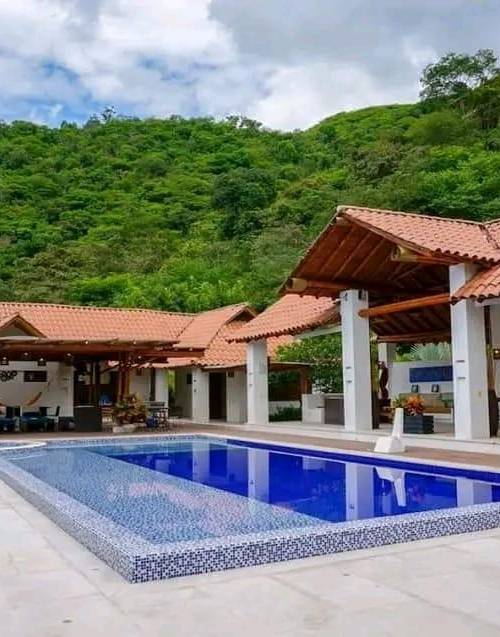 Finca en arriendo en Copacabana